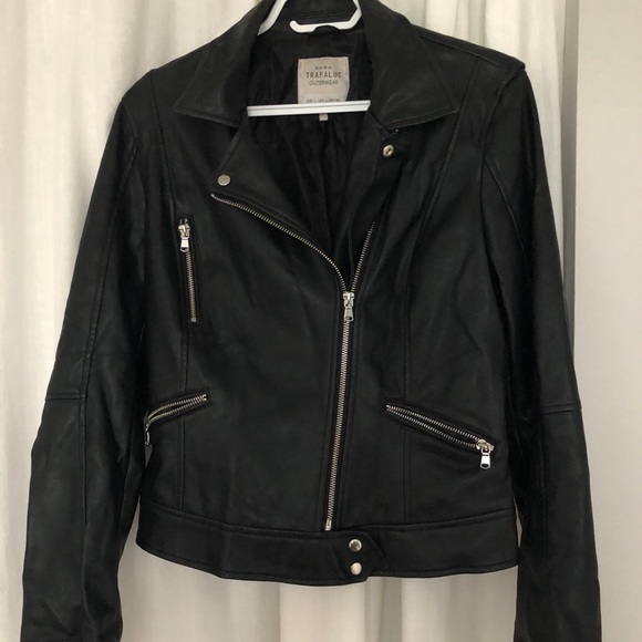 Zara jacket NOT REAL LEATHER - Picture 1 of 4